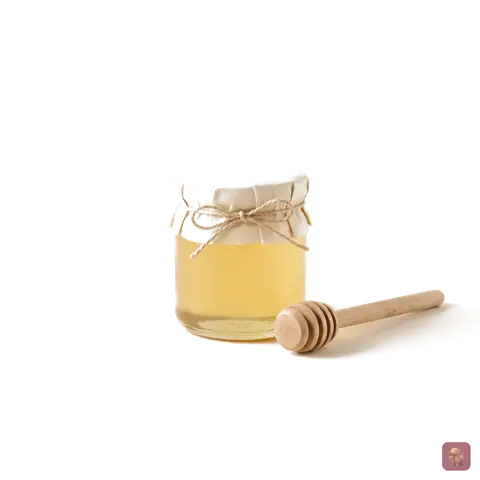 KI-generiert: Glas mit hellem Honig und Holzlöffel auf hellem Grund